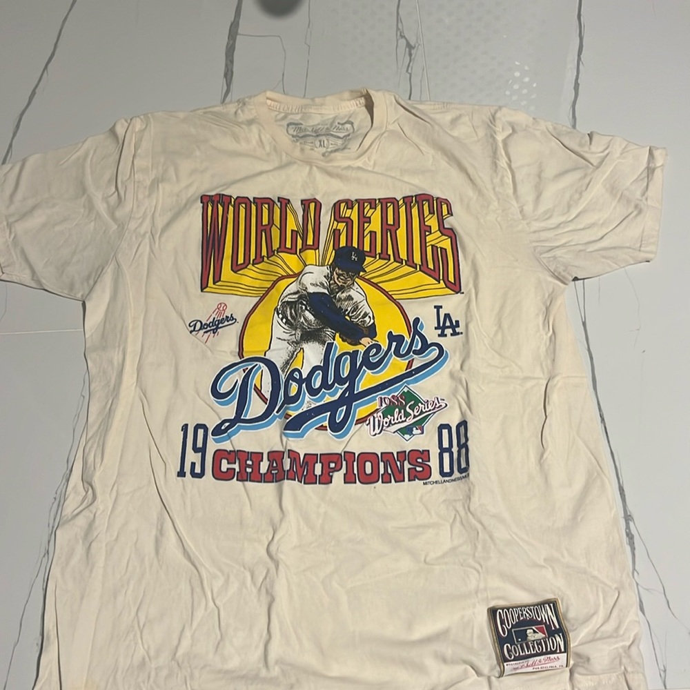 Mitchell and ness dodgers shirt
